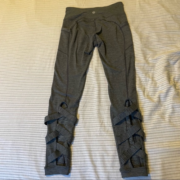 Athleta High Rise Cutout Chaturanga Criss Cross Leggings Size Small - Picture 3 of 8